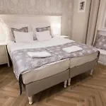 Serenity Boutique Oda ve Kahvaltı Budapeşte