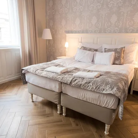 Bed & Breakfast Serenity Boutique Budapest