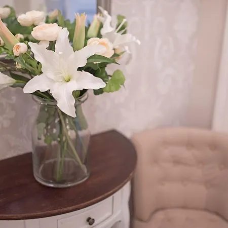 Serenity Boutique Bed & Breakfast Budapest
