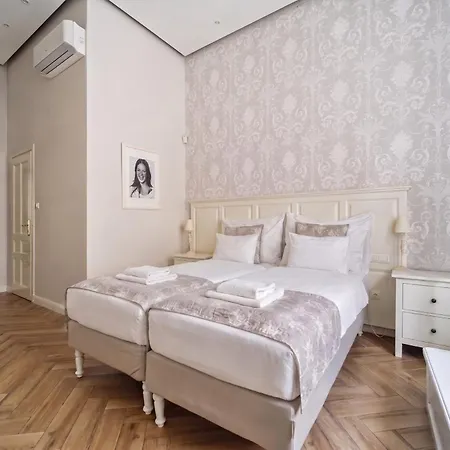 Serenity Boutique 3* Budapeste