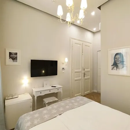 Serenity Boutique Bed & Breakfast Budapest