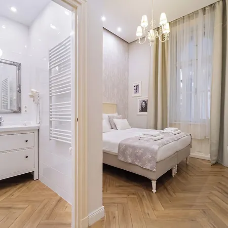 Serenity Boutique Bed & Breakfast
